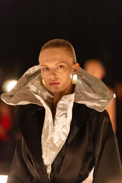Look 34